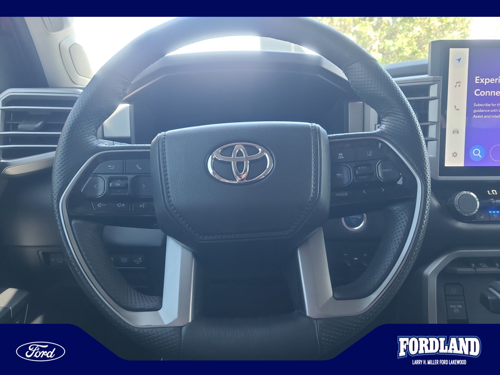 Used 2023 Toyota Sequoia Limited AWD/4WD image 9