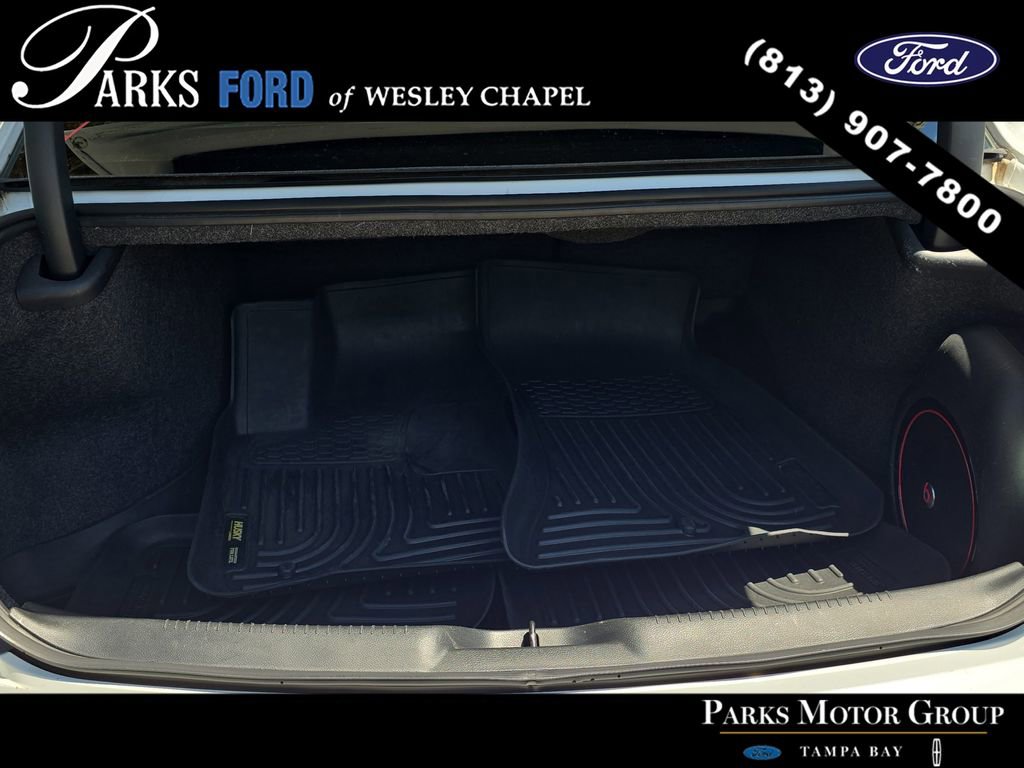 Used 2017 Chrysler 300 S w/ 300S Premium Group image 8