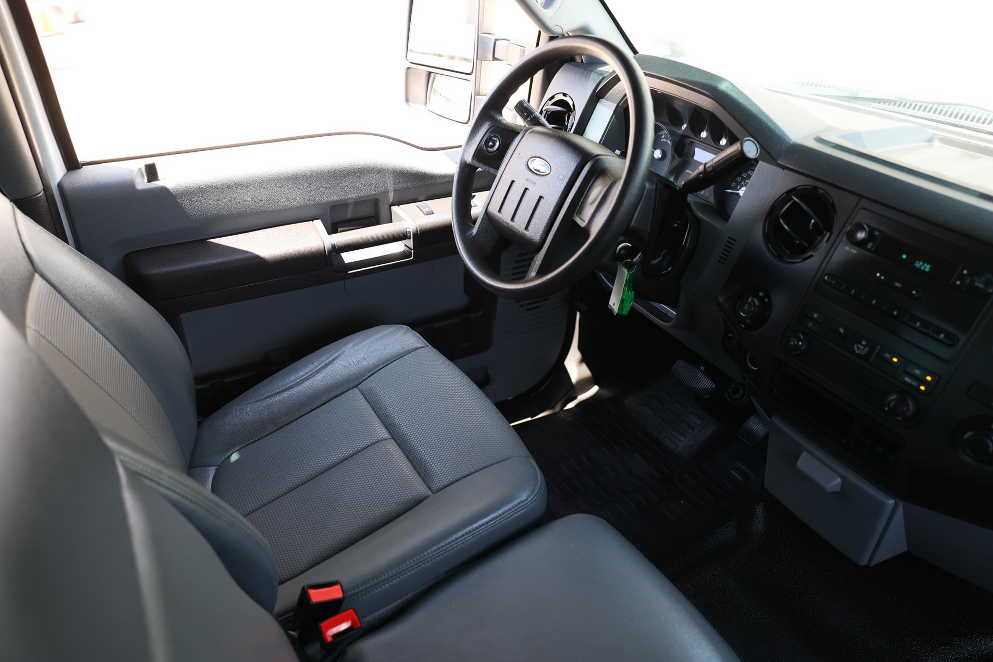 Used 2016 Ford F250 XL w/ Power Equipment Group RWD image 18