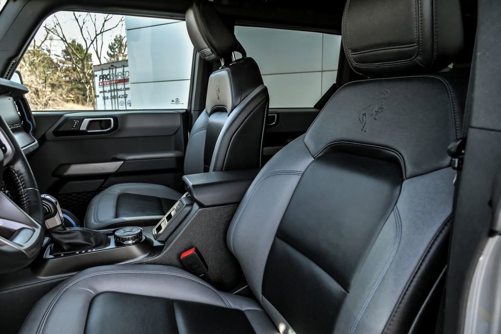 Used 2023 Ford Bronco Black Diamond image 14