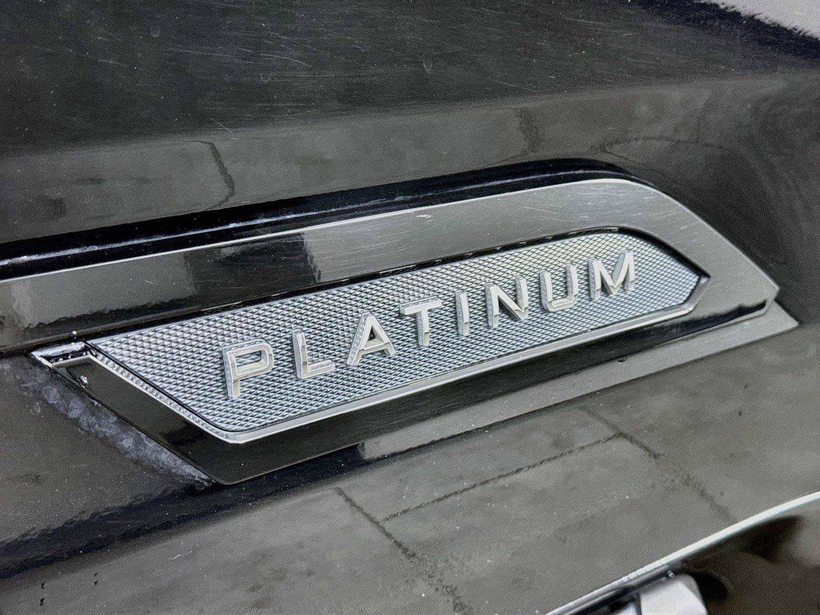 Used 2024 Toyota Tundra Platinum AWD/4WD image 15