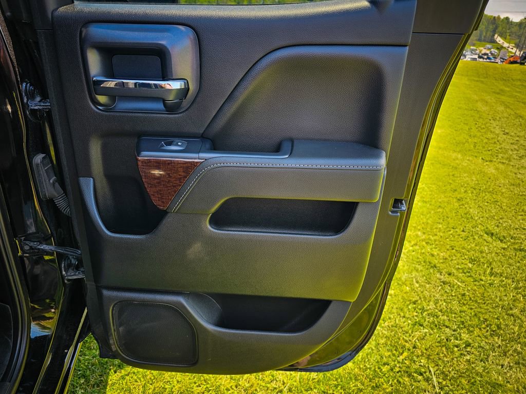 Used 2018 GMC Sierra 1500 SLT AWD/4WD image 37