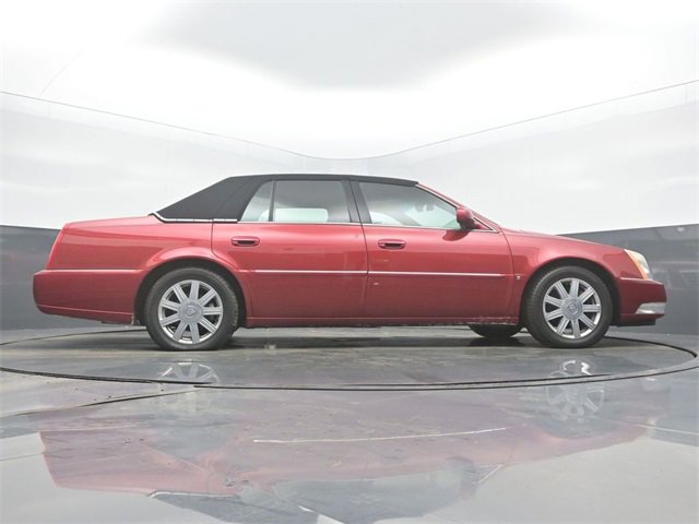 Used 2007 Cadillac DTS Luxury II image 49
