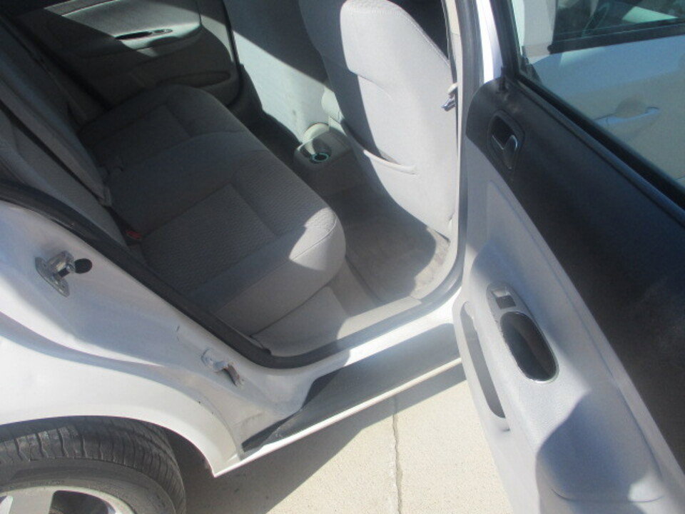 Used 2006 Chevrolet Cobalt LT w/ Preferred Equipment Group image 21
