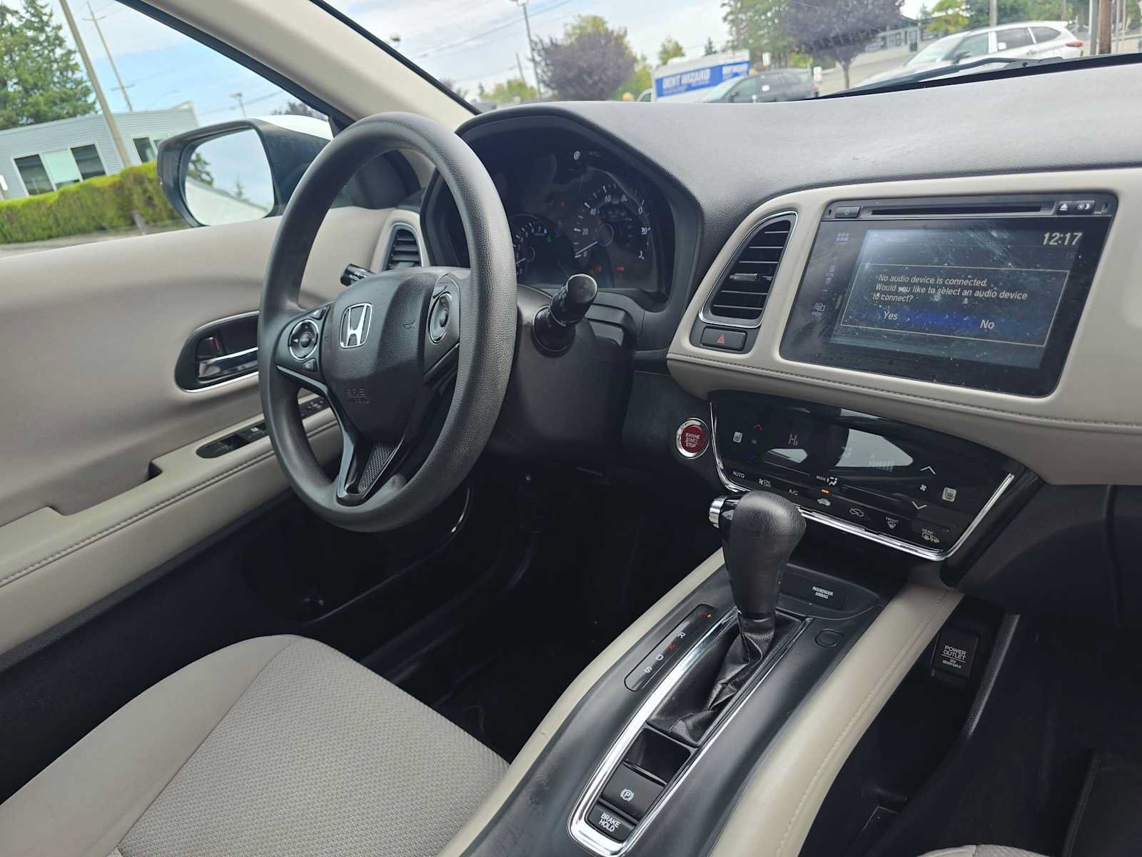 Used 2018 Honda HR-V EX image 10