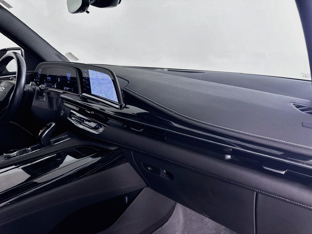 Certified 2023 Cadillac Escalade Sport AWD/4WD image 39