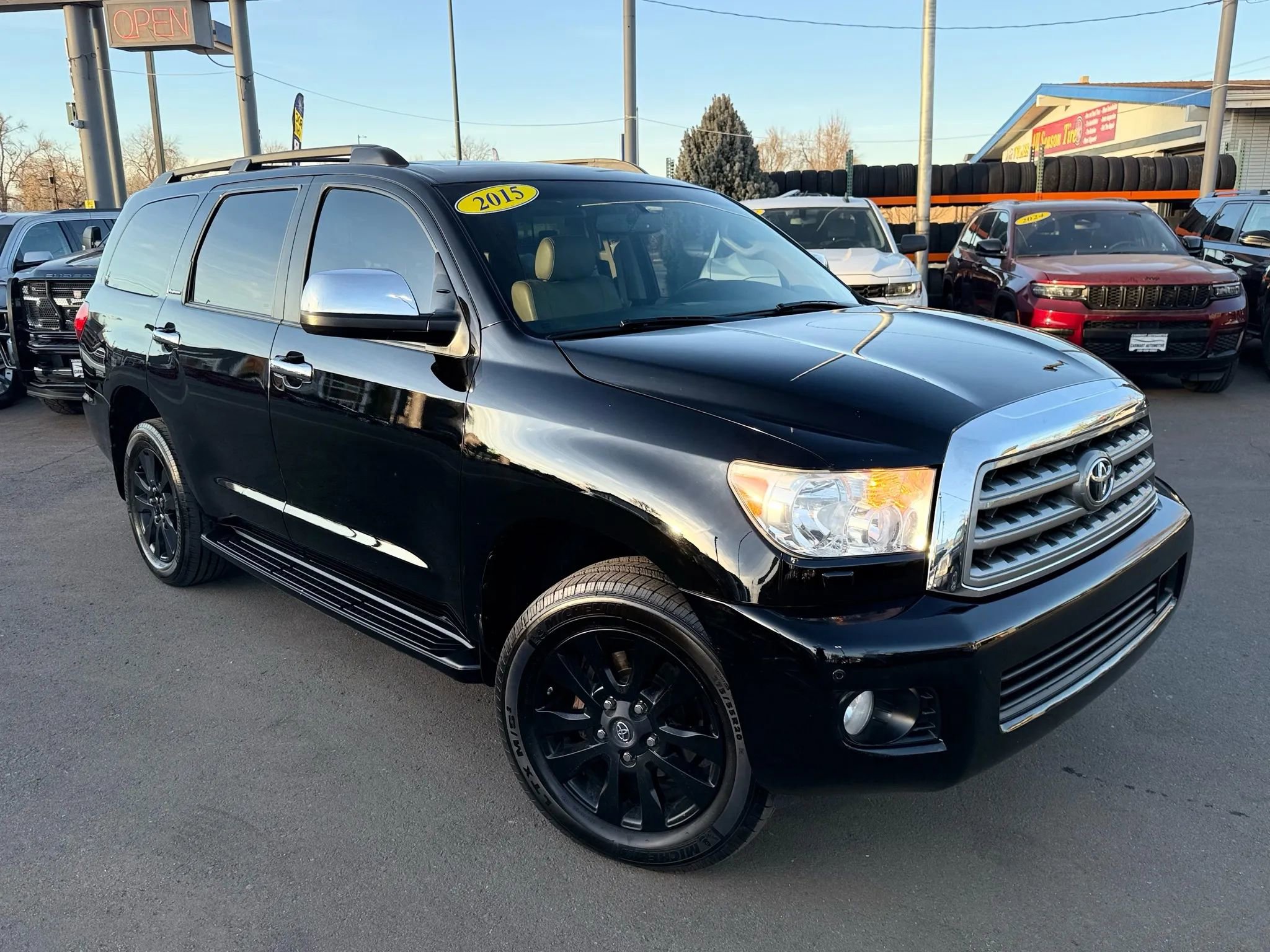 Used 2015 Toyota Sequoia Platinum image 3