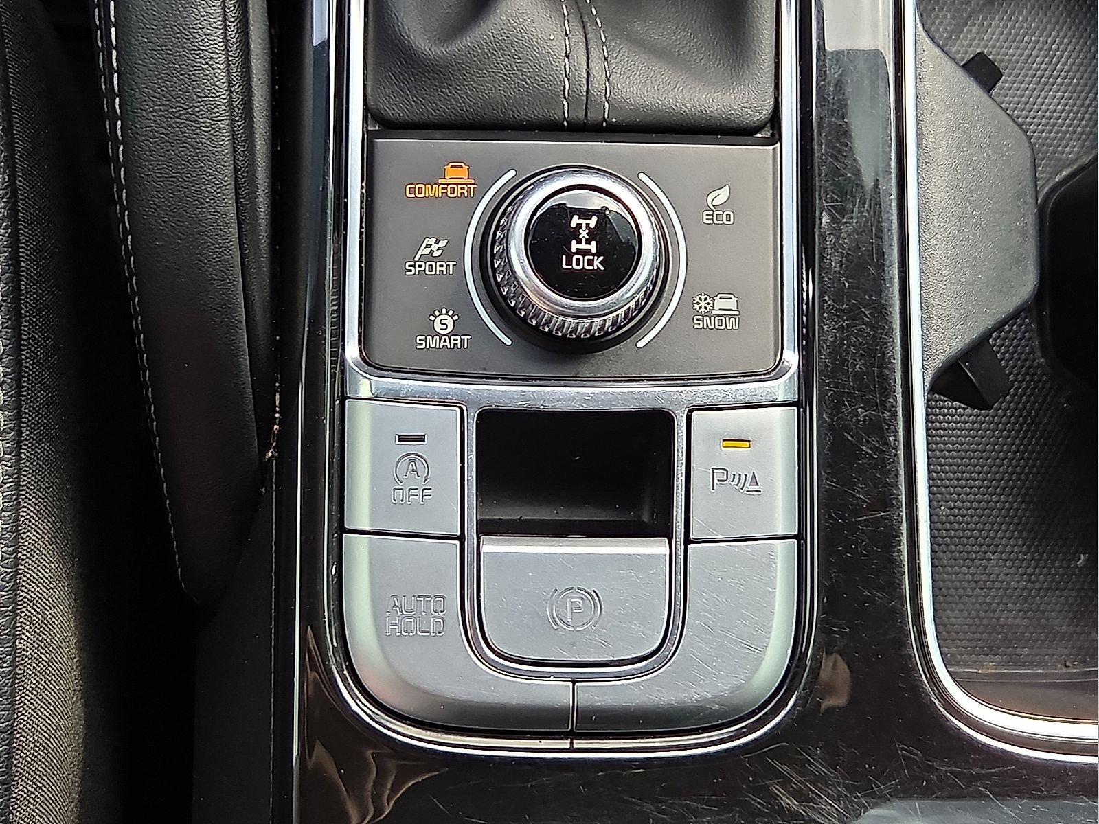 Used 2025 Kia Telluride EX X-Line AWD/4WD image 18