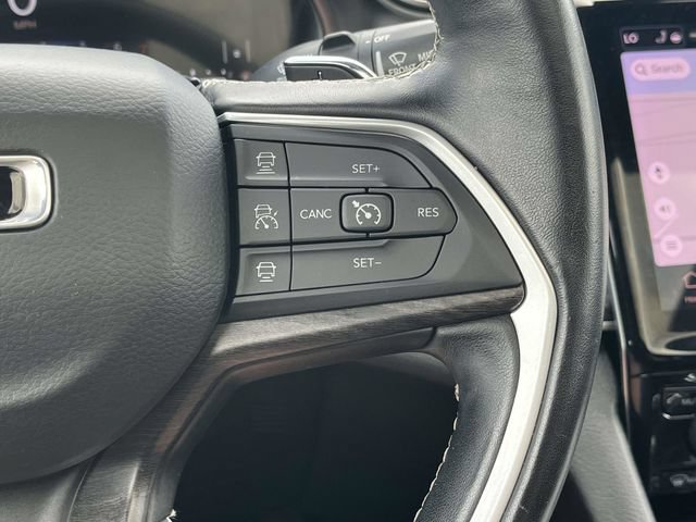 Used 2021 Jeep Grand Cherokee L Limited AWD/4WD image 30