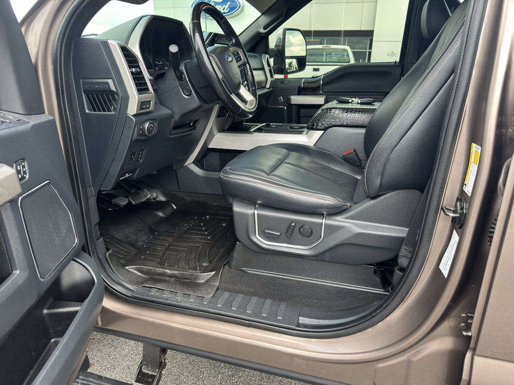 Used 2022 Ford F350 Lariat w/ Lariat Ultimate Package AWD/4WD image 20