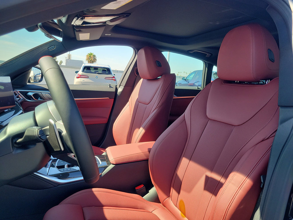 New 2026 BMW M440i w/ Parking Assistance Package RWD image 17