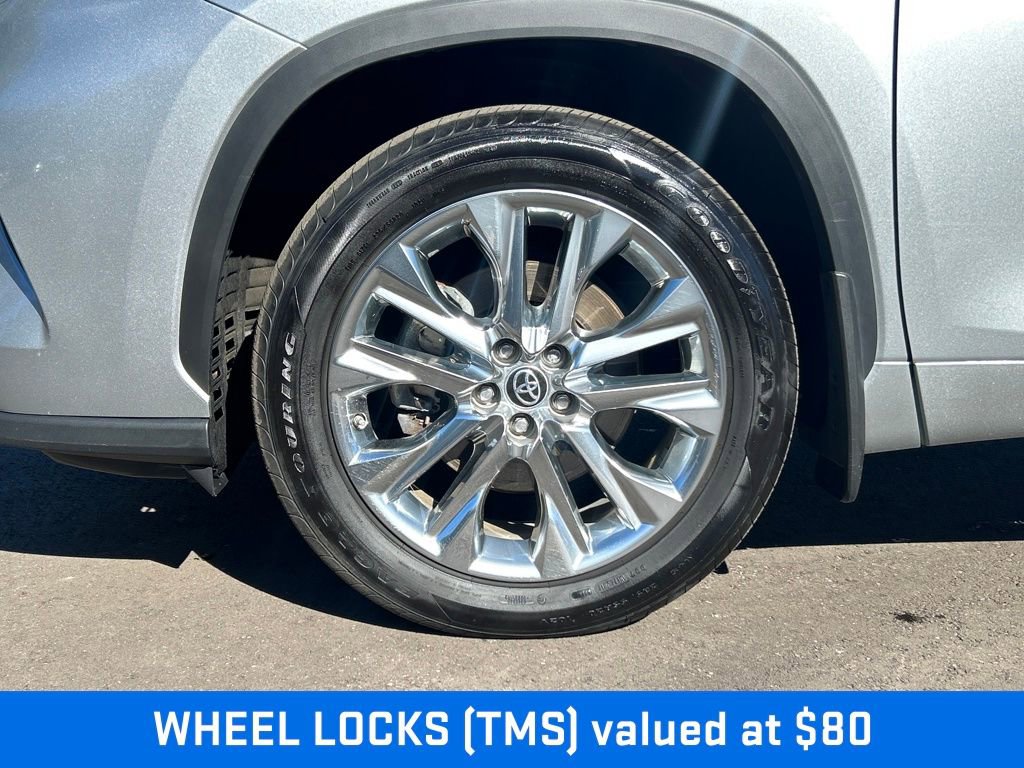 Used 2024 Toyota Highlander Limited image 10