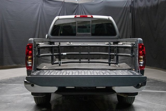 Used 2020 Nissan Frontier SV image 12