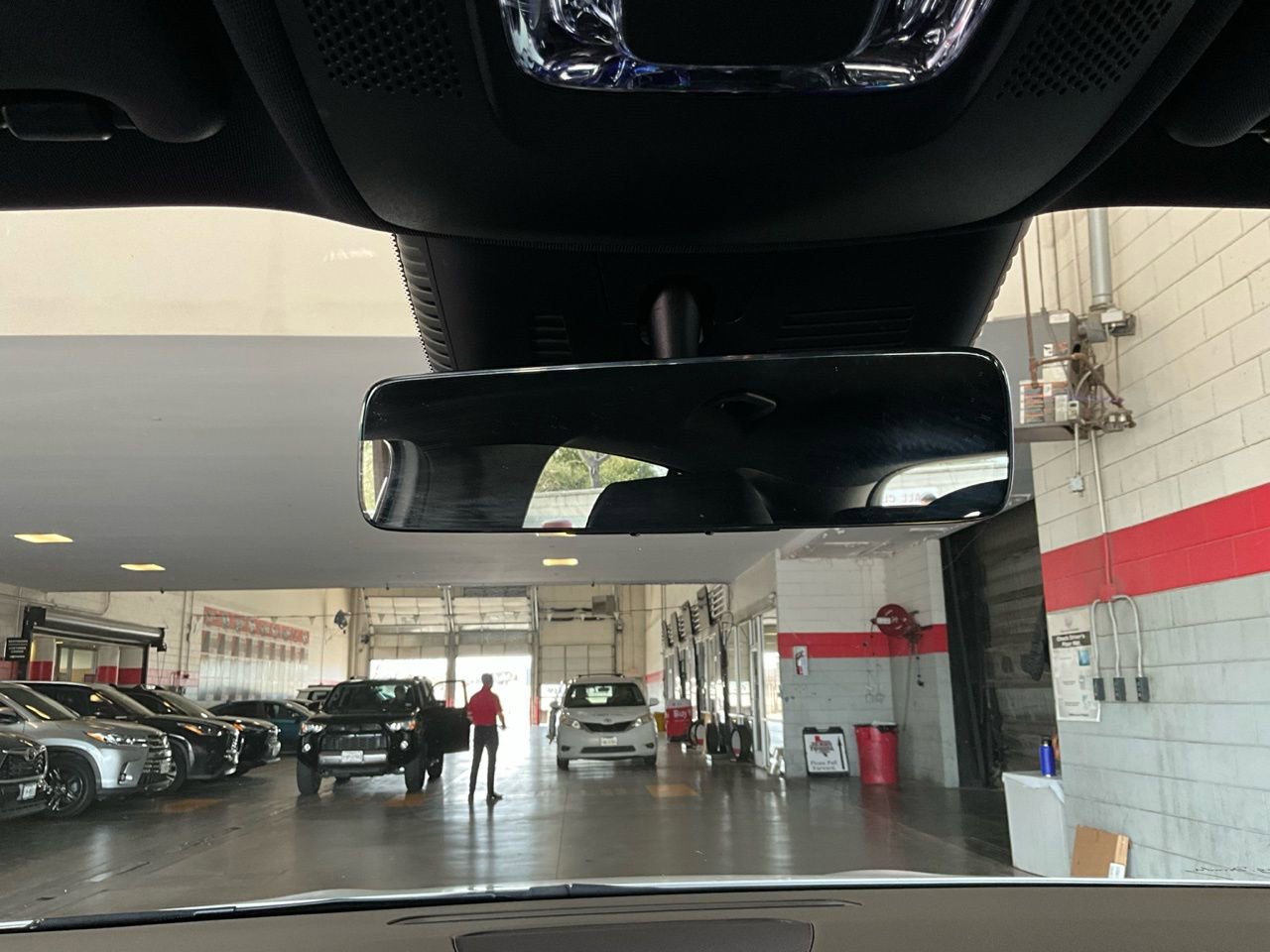 Used 2025 Mercedes-Benz GLA 250 image 17