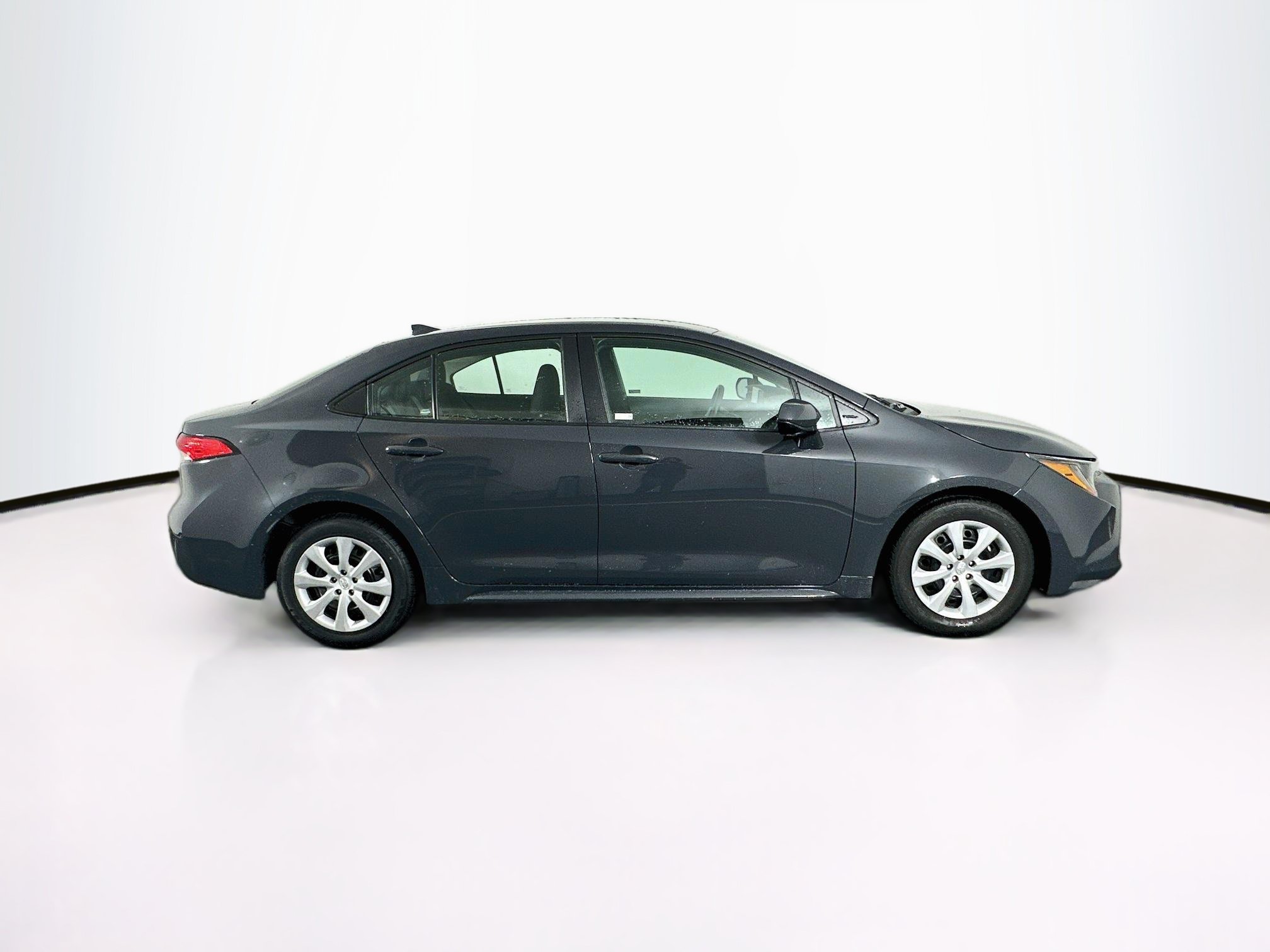 Used 2024 Toyota Corolla LE FWD image 10