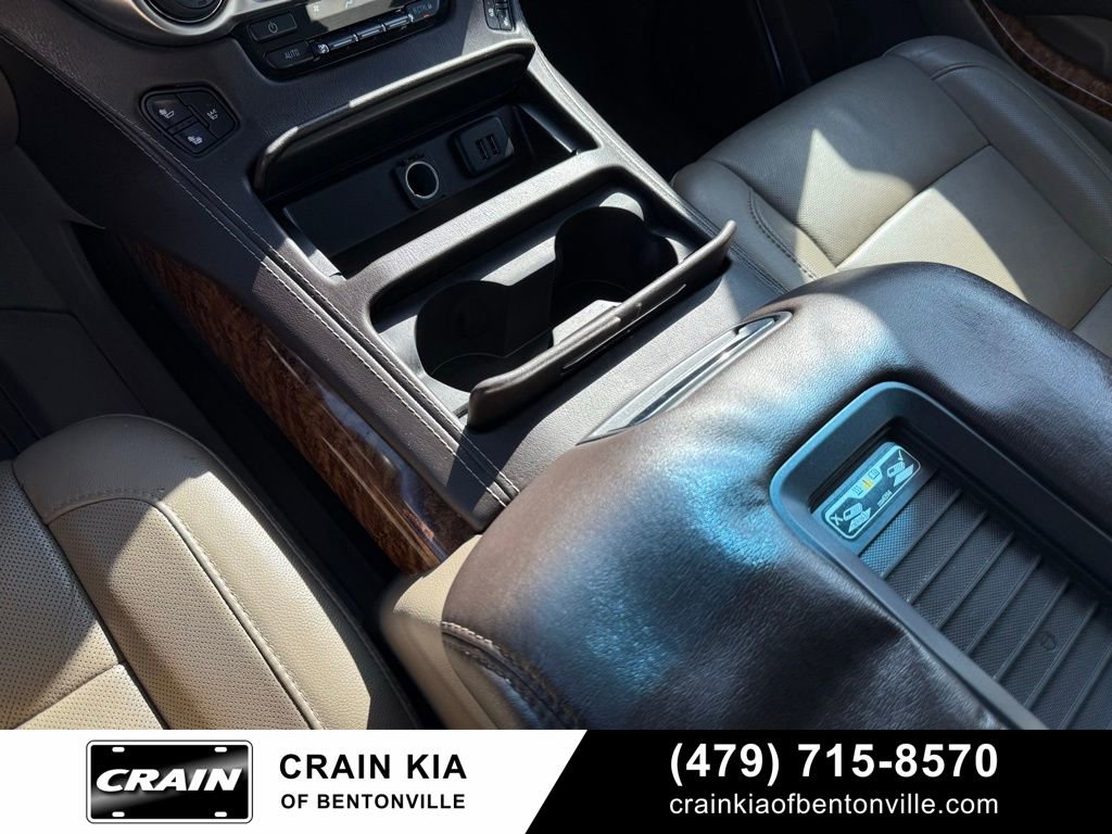 Used 2015 Chevrolet Suburban LTZ image 20