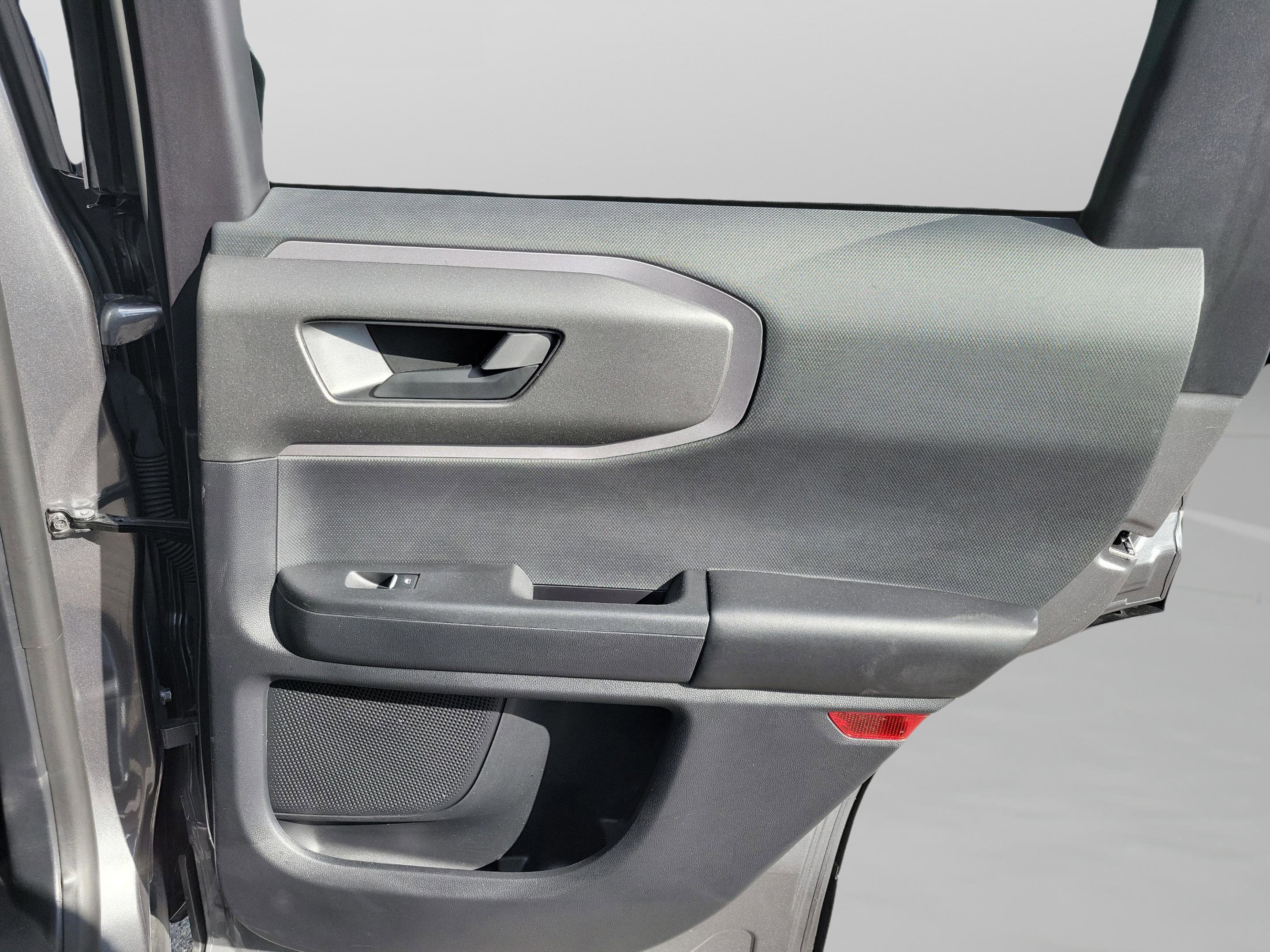 Used 2025 Ford Bronco Sport Big Bend w/ Black Appearance Package image 29