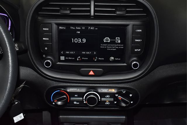 Used 2025 Kia Soul LX w/ LX Technology Package FWD image 29