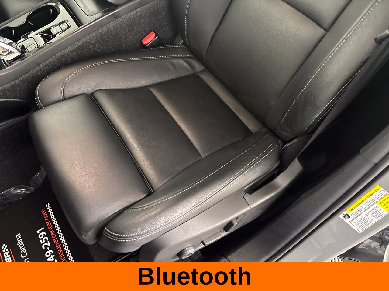 Used 2026 Volvo XC40 B5 Plus AWD/4WD image 13