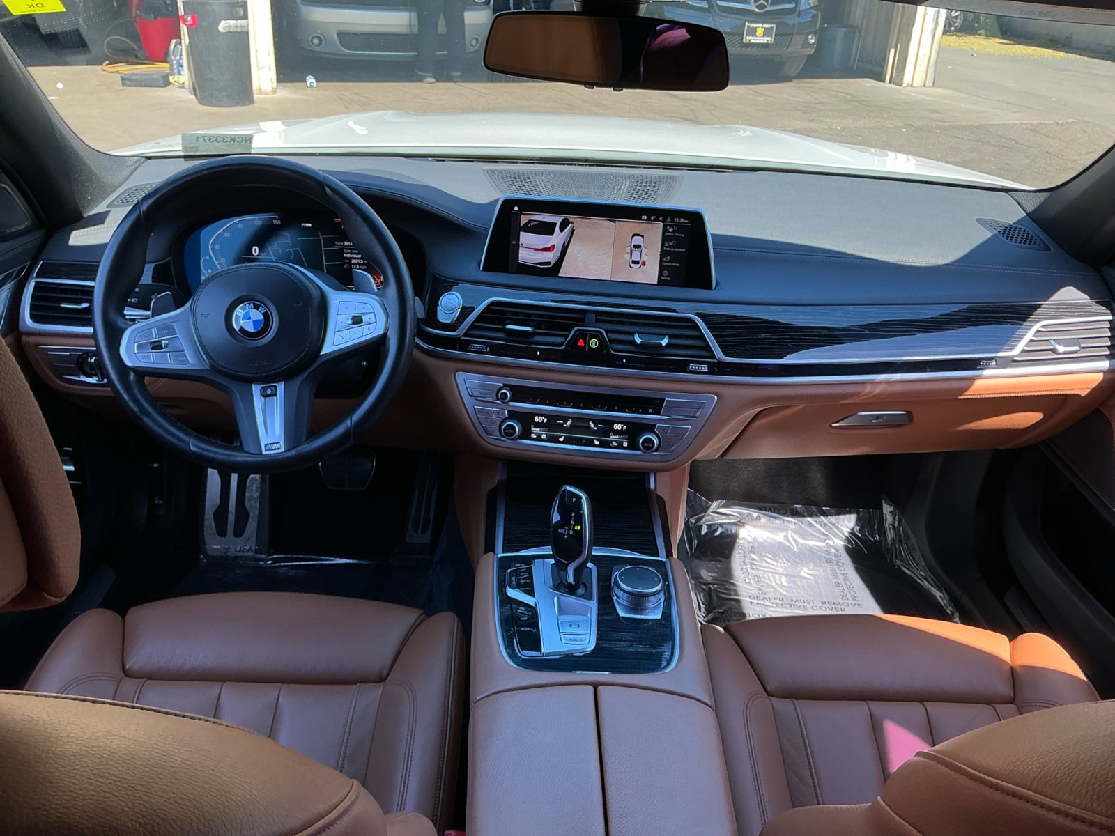 Used 2022 BMW 740i w/ M Sport Package RWD image 17