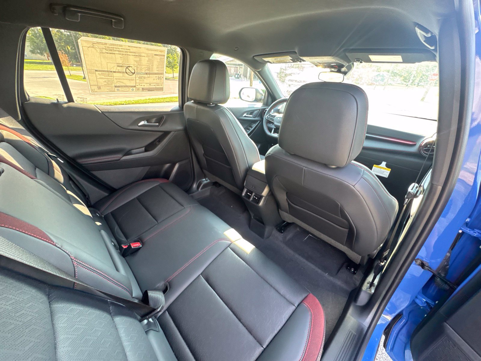 New 2027 Chevrolet Equinox RS AWD/4WD image 29