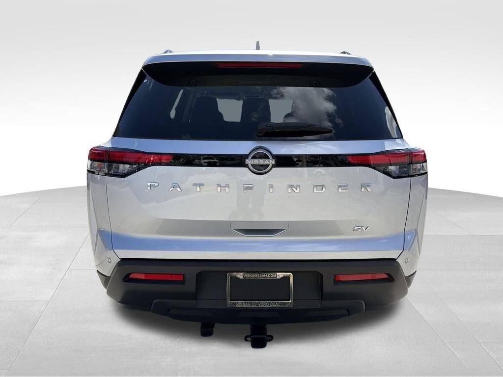 Used 2024 Nissan Pathfinder SV image 6