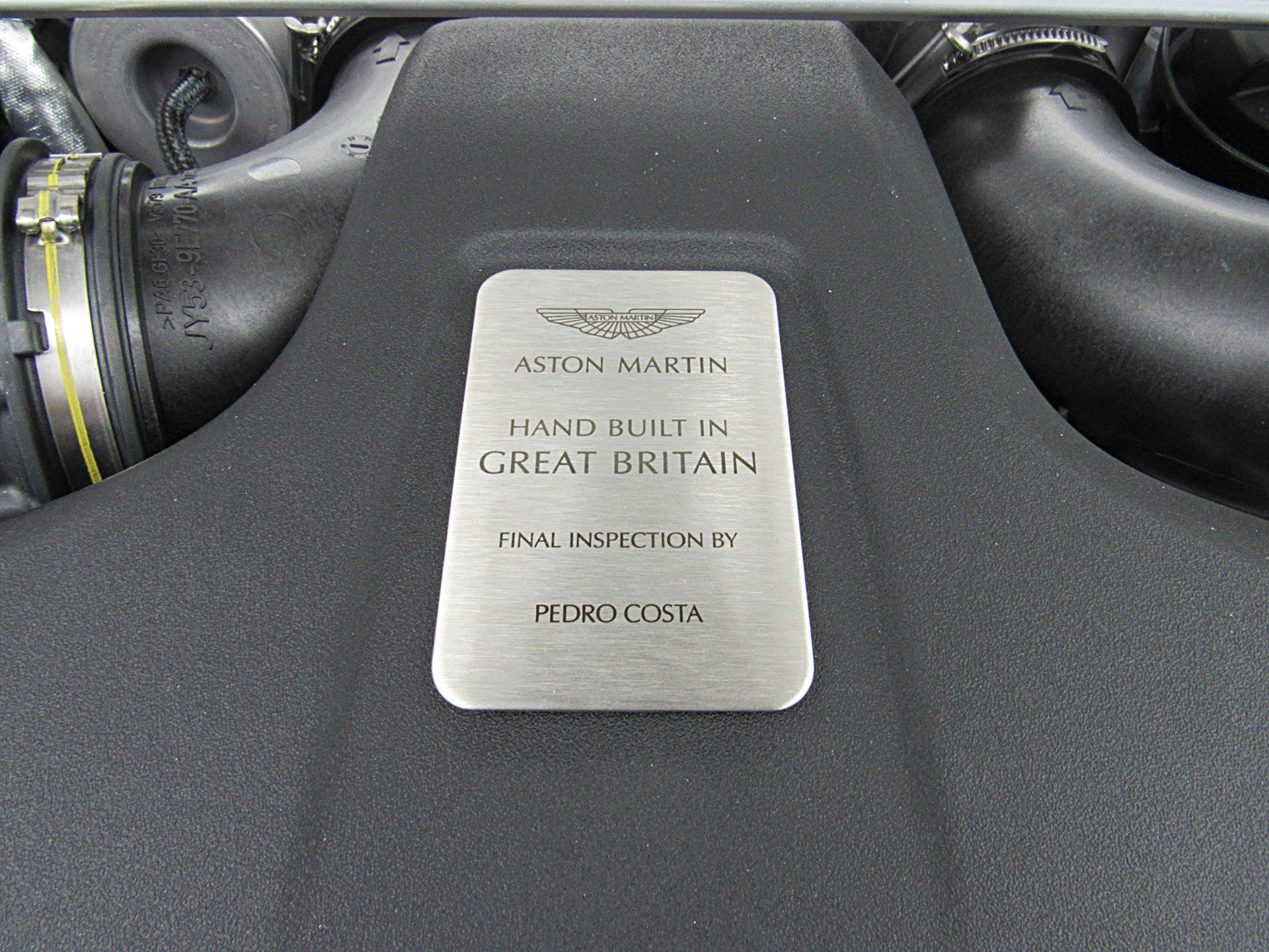 Used 2023 Aston Martin V8 Vantage Roadster RWD image 27