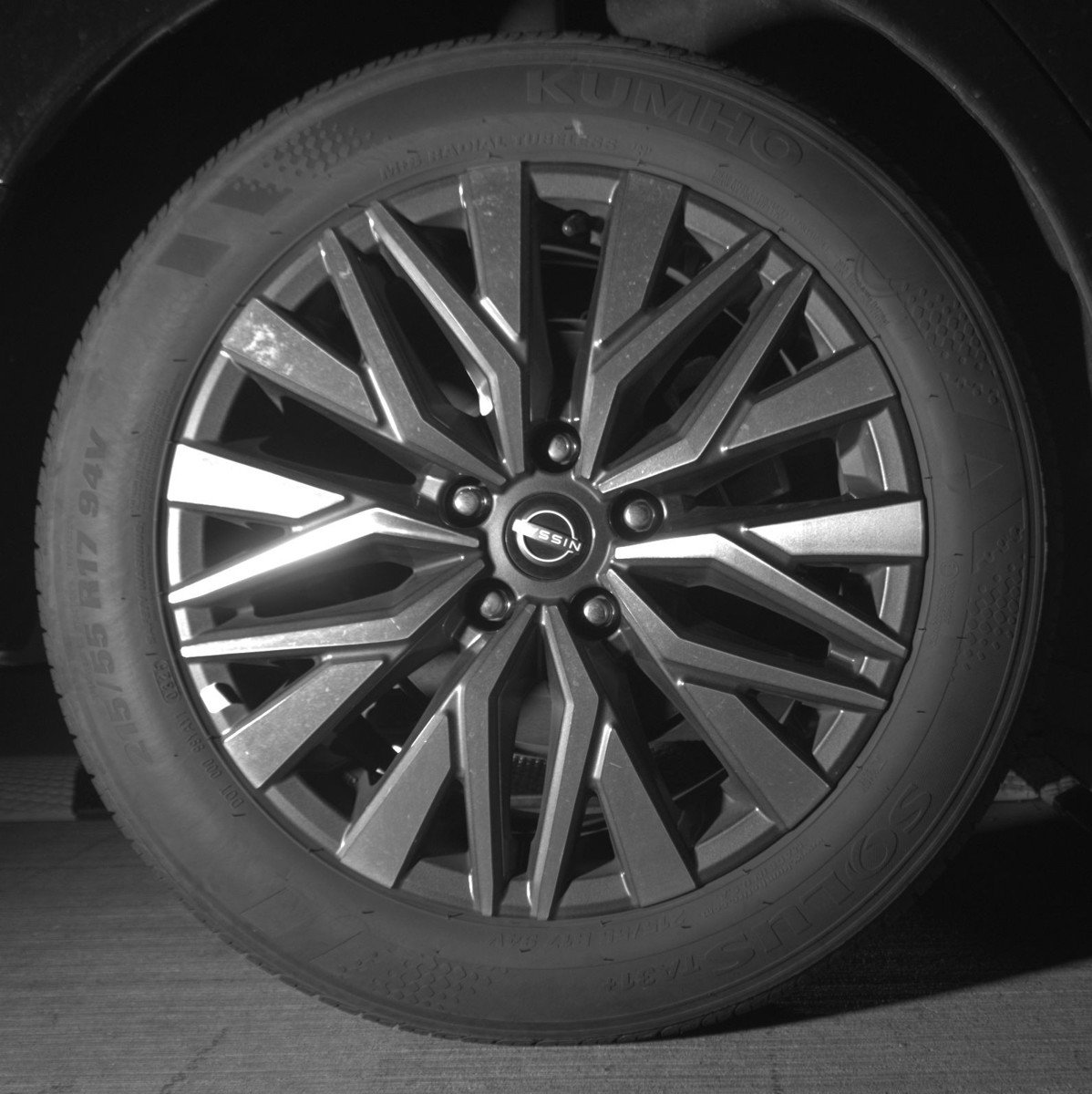 Used 2025 Nissan Altima 2.5 SV image 15