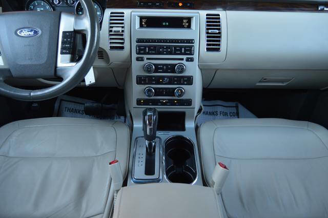 Used 2012 Ford Flex SEL w/ Equipment Group Order Code image 22