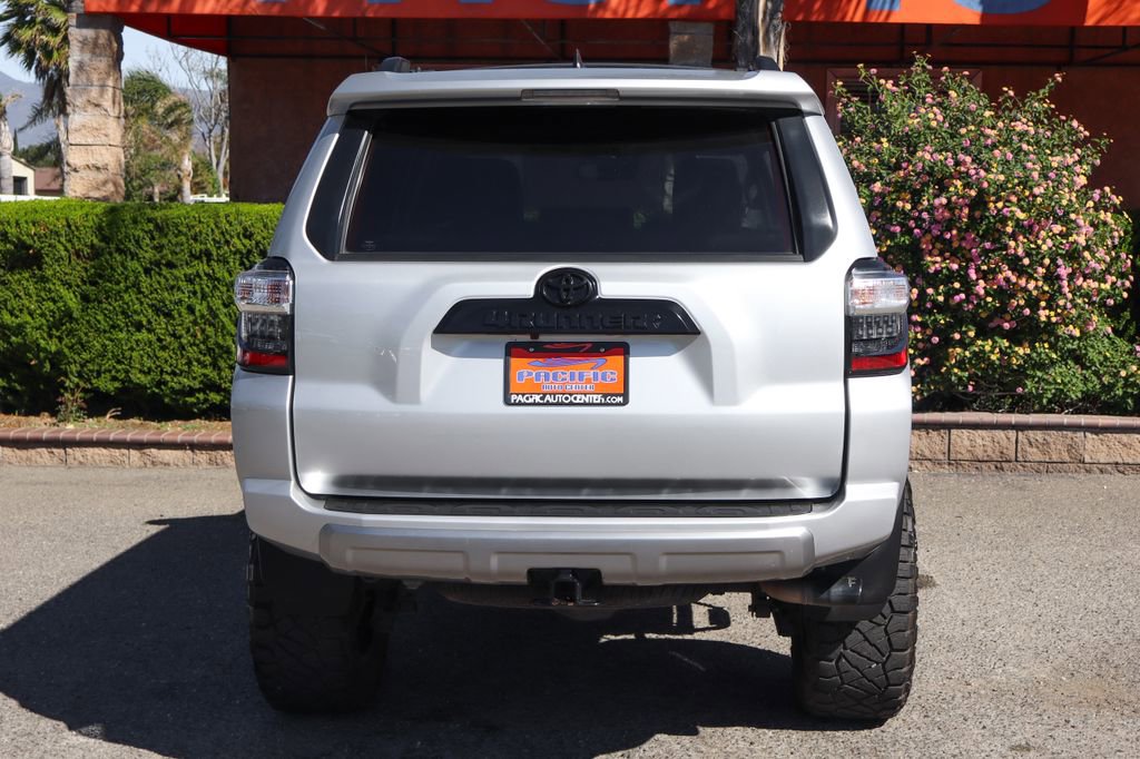 Used 2022 Toyota 4Runner TRD Off-Road Premium w/ Moonroof Package AWD/4WD image 7