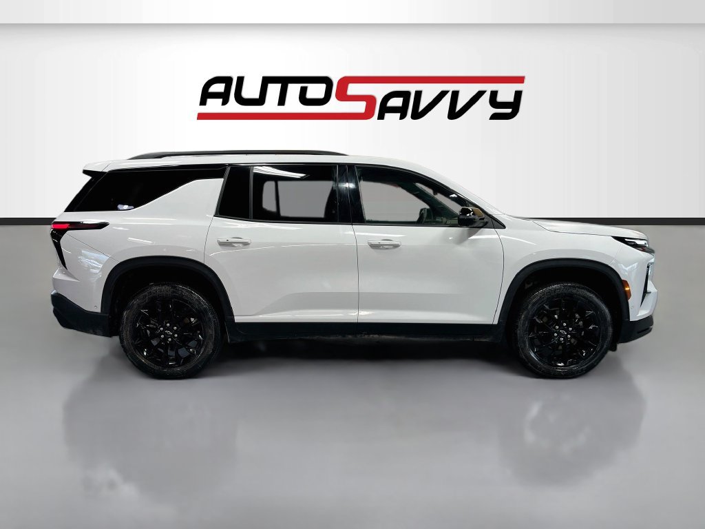 Used 2024 Chevrolet Traverse LT w/ Enhanced Driving Package AWD/4WD image 8