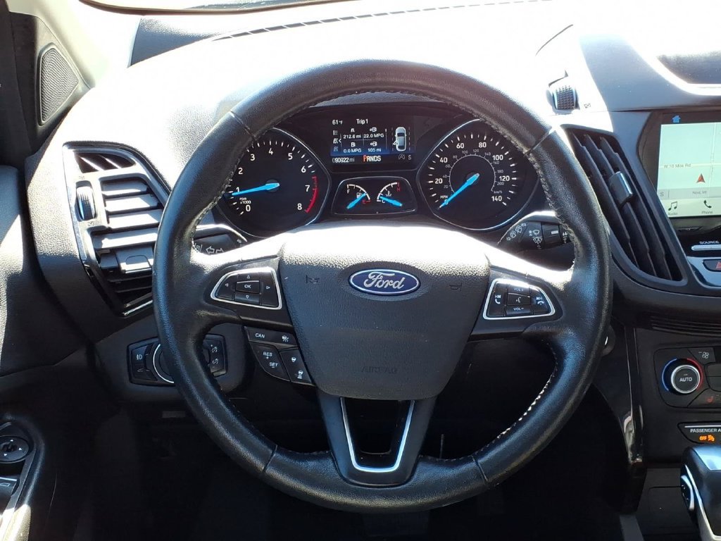 Used 2019 Ford Escape Titanium AWD/4WD image 12