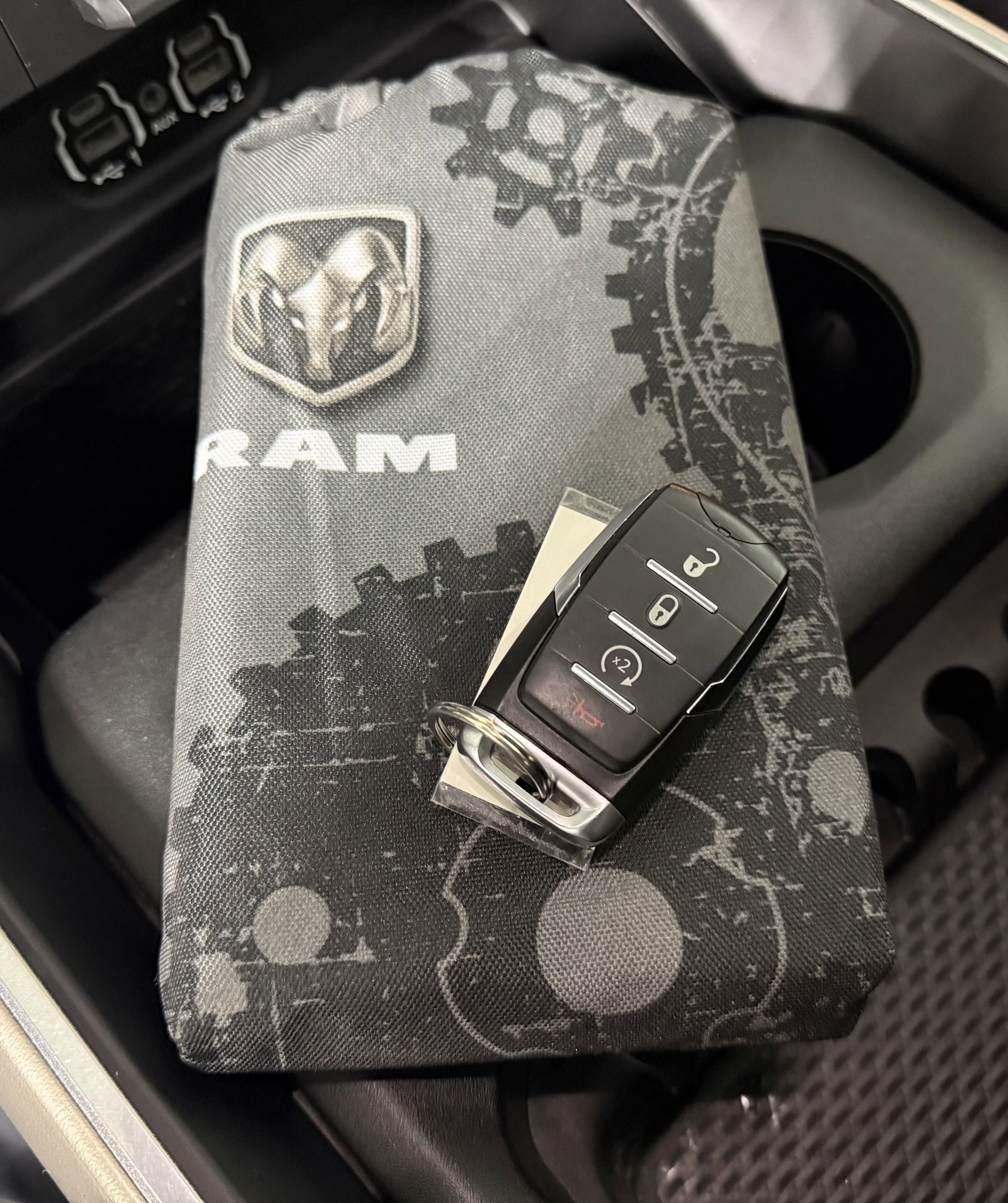 Used 2020 RAM 1500 Laramie image 21