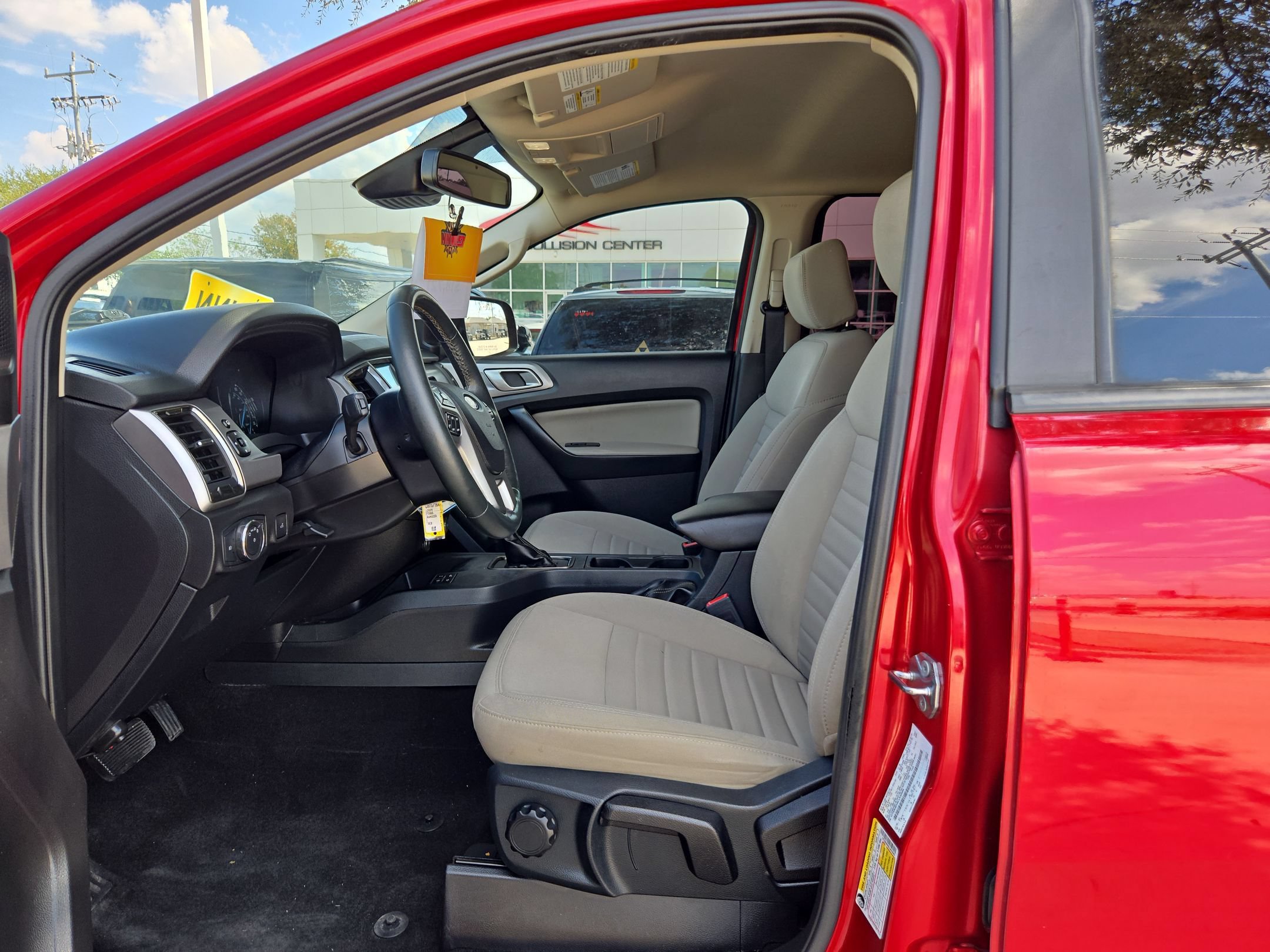 Used 2020 Ford Ranger XLT w/ Equipment Group 301A Mid RWD image 9