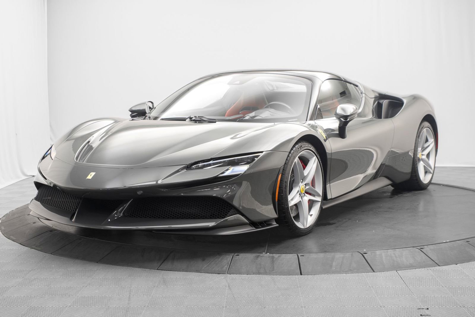 Used 2024 Ferrari SF90 Spider AWD/4WD image 15