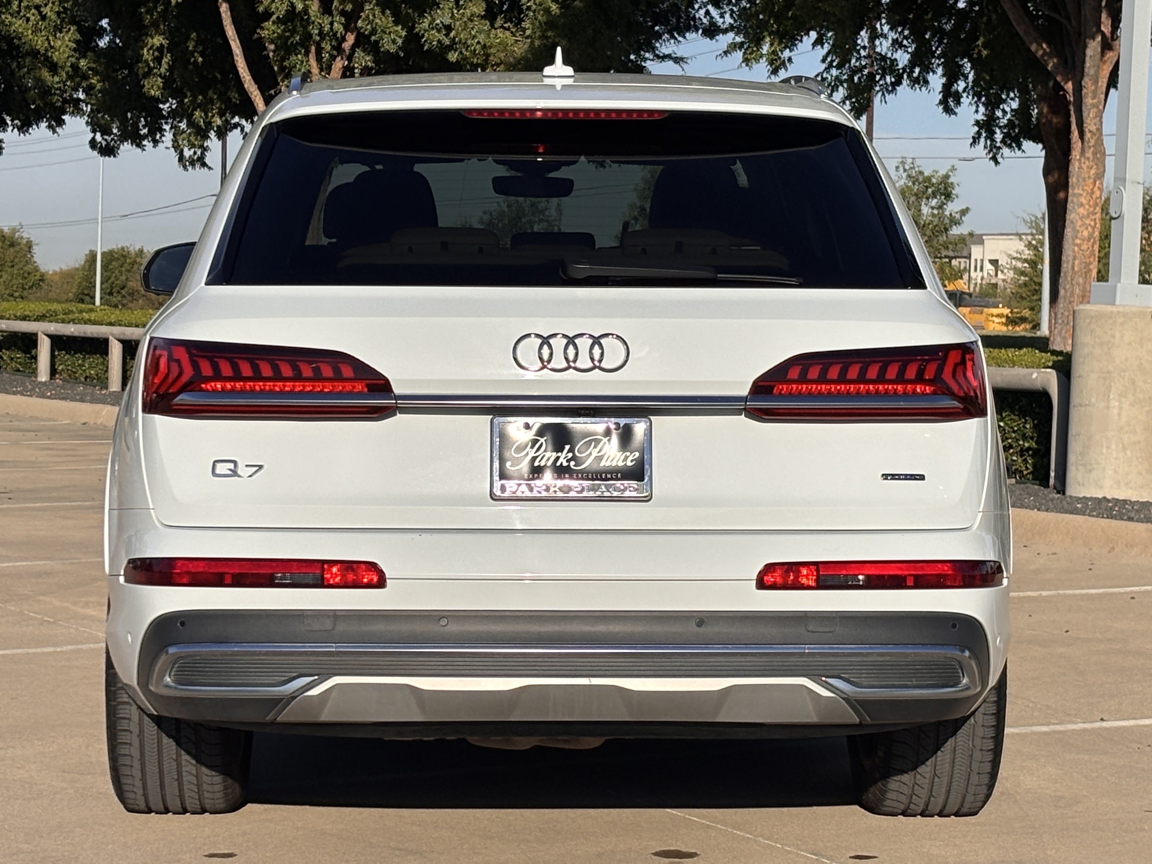 Used 2022 Audi Q7 3.0T Prestige AWD/4WD image 6