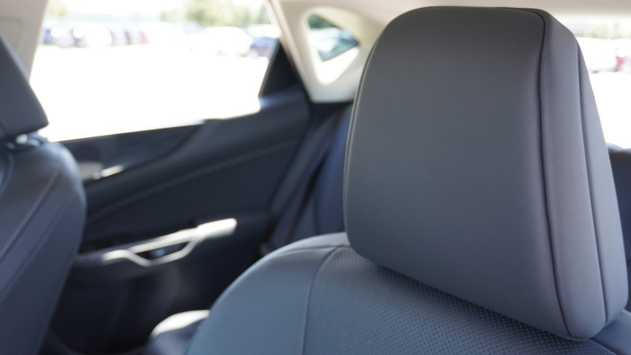 Used 2025 Lexus NX 350h AWD w/ Accessory Package (2T) image 24