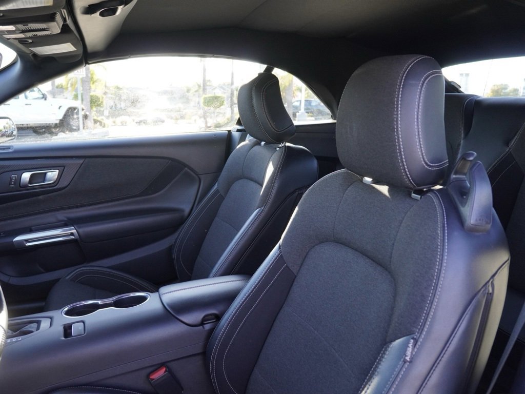 Used 2024 Ford Mustang Convertible image 18