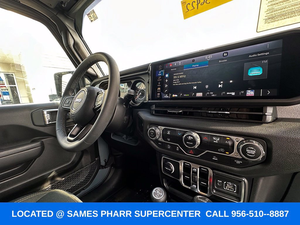 Used 2025 Jeep Gladiator Sport AWD/4WD image 24