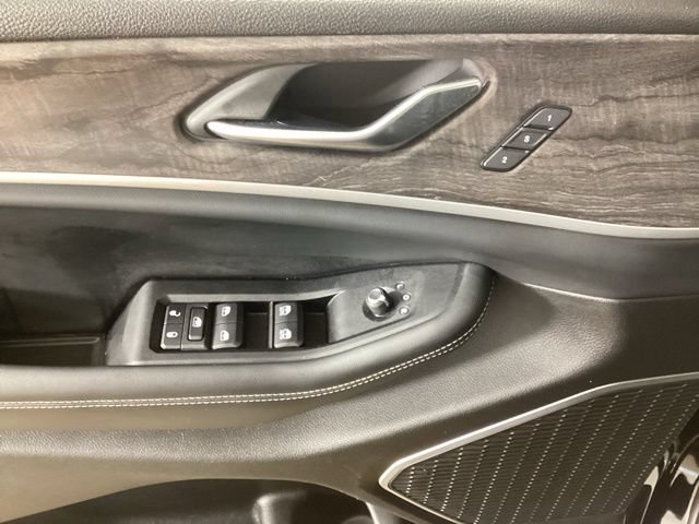 Used 2022 Jeep Grand Cherokee L Limited w/ Luxury Tech Group II AWD/4WD image 17