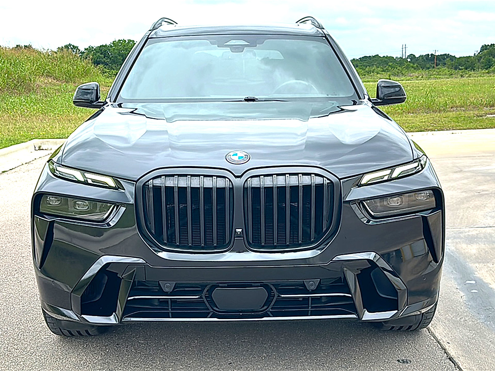 Used 2024 BMW X7 xDrive40i w/ Executive Package AWD/4WD image 11