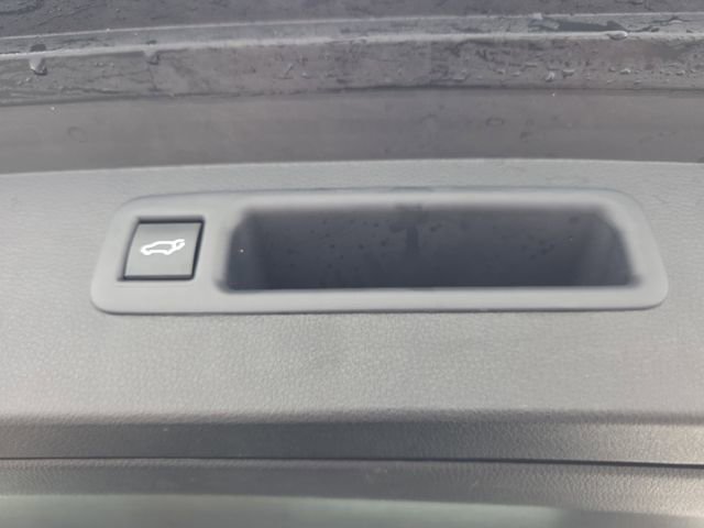Used 2025 Toyota Highlander XSE AWD/4WD image 34