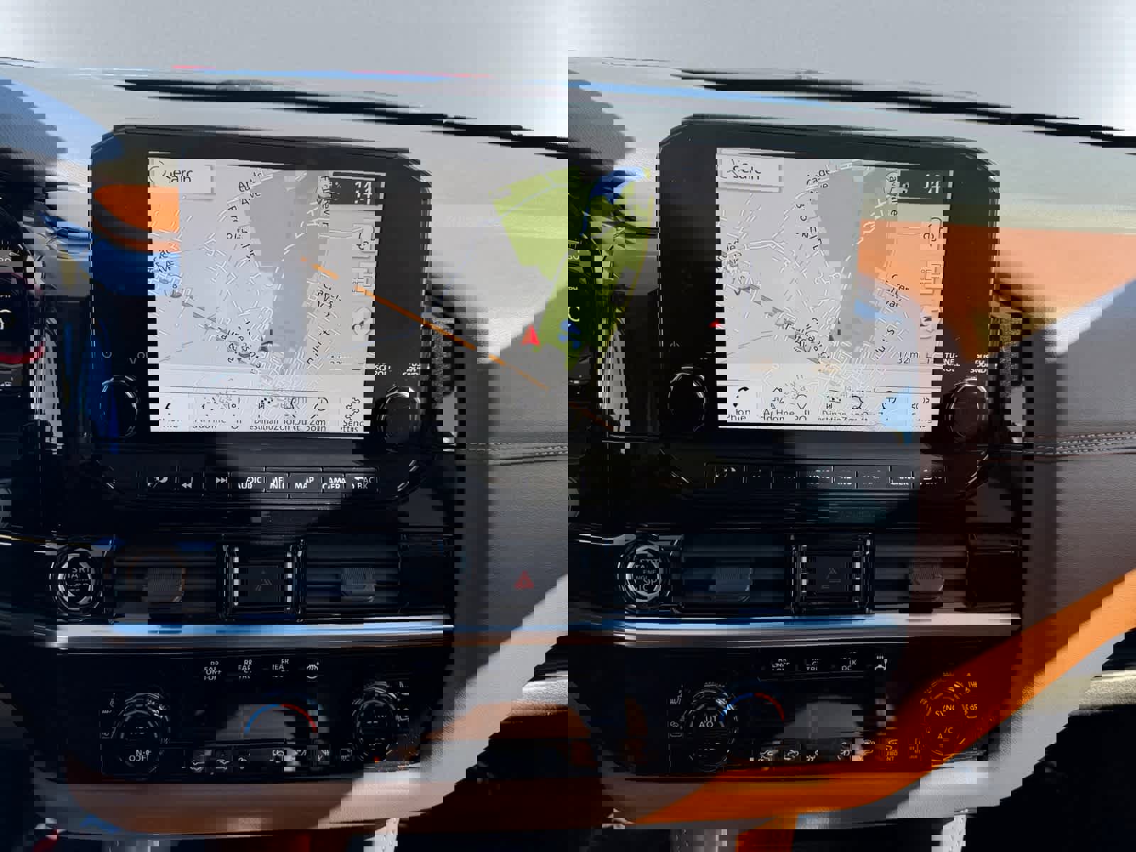 Used 2023 Nissan Pathfinder Platinum image 26