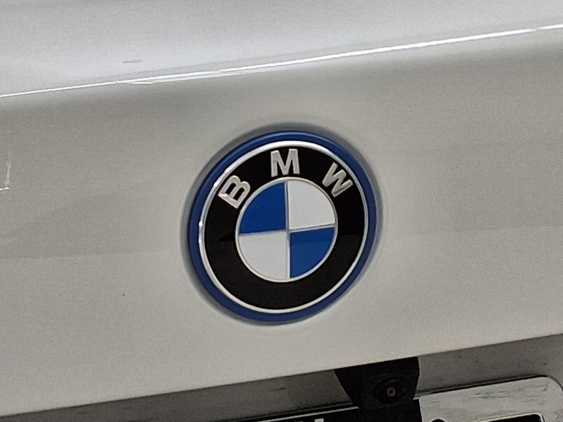New 2026 BMW X5 xDrive50e w/ Premium Package AWD/4WD image 20