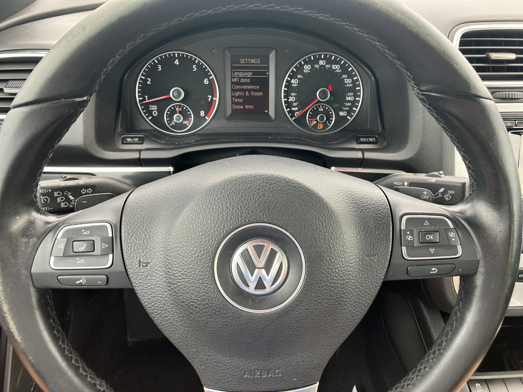 Used 2014 Volkswagen Eos FWD image 15