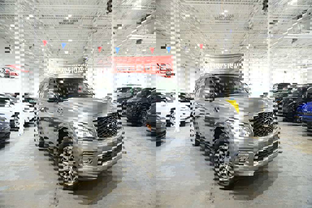 Used 2017 INFINITI QX80 image 2