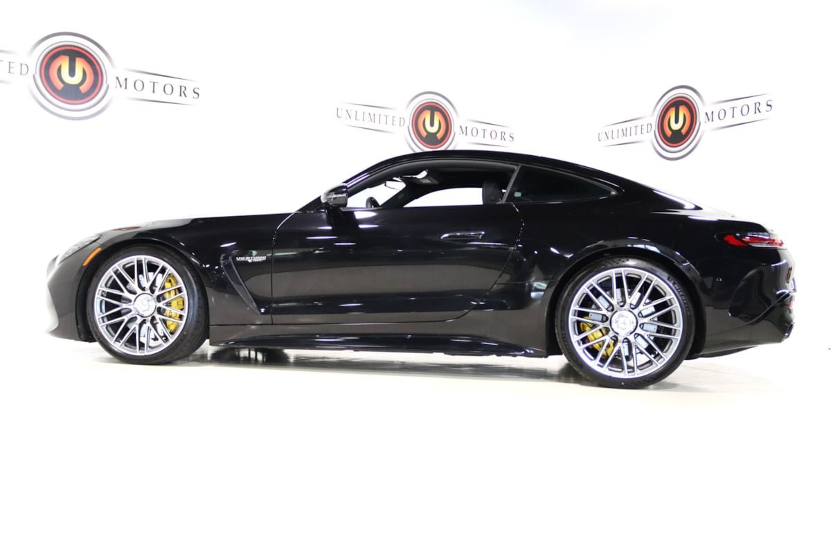 Used 2025 Mercedes-Benz AMG GT 63 image 27