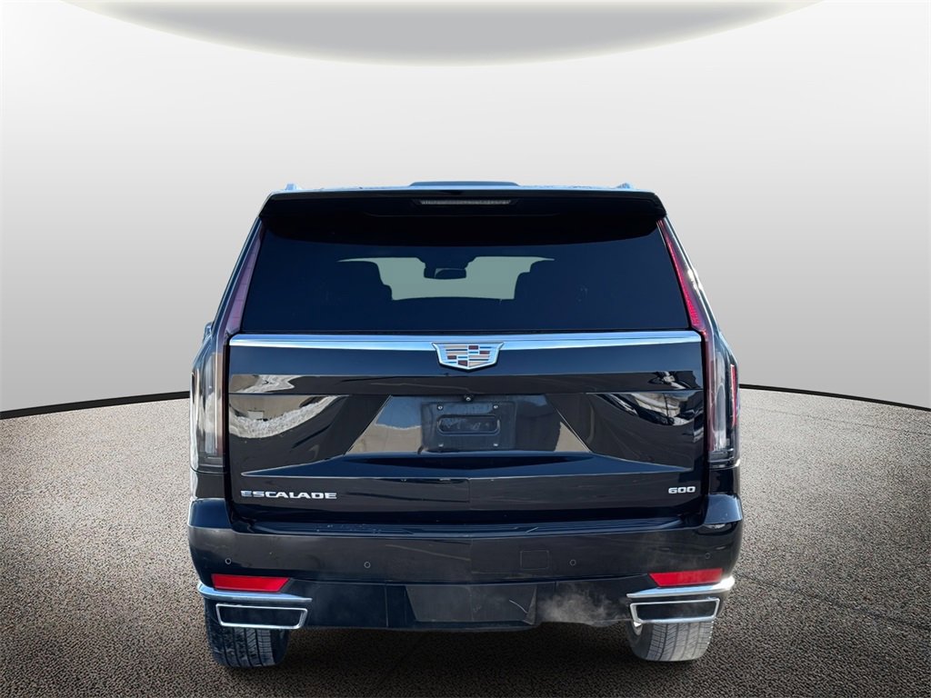 Used 2023 Cadillac Escalade ESV Luxury image 4