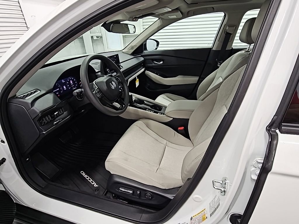 New 2025 Honda Accord SE image 10