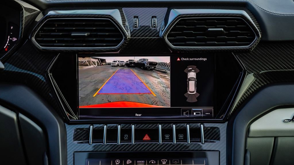 Used 2023 Lamborghini Urus S image 17